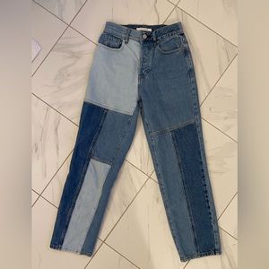 the brand is pacsun, i love these jeans they are a size 23 and straight leg